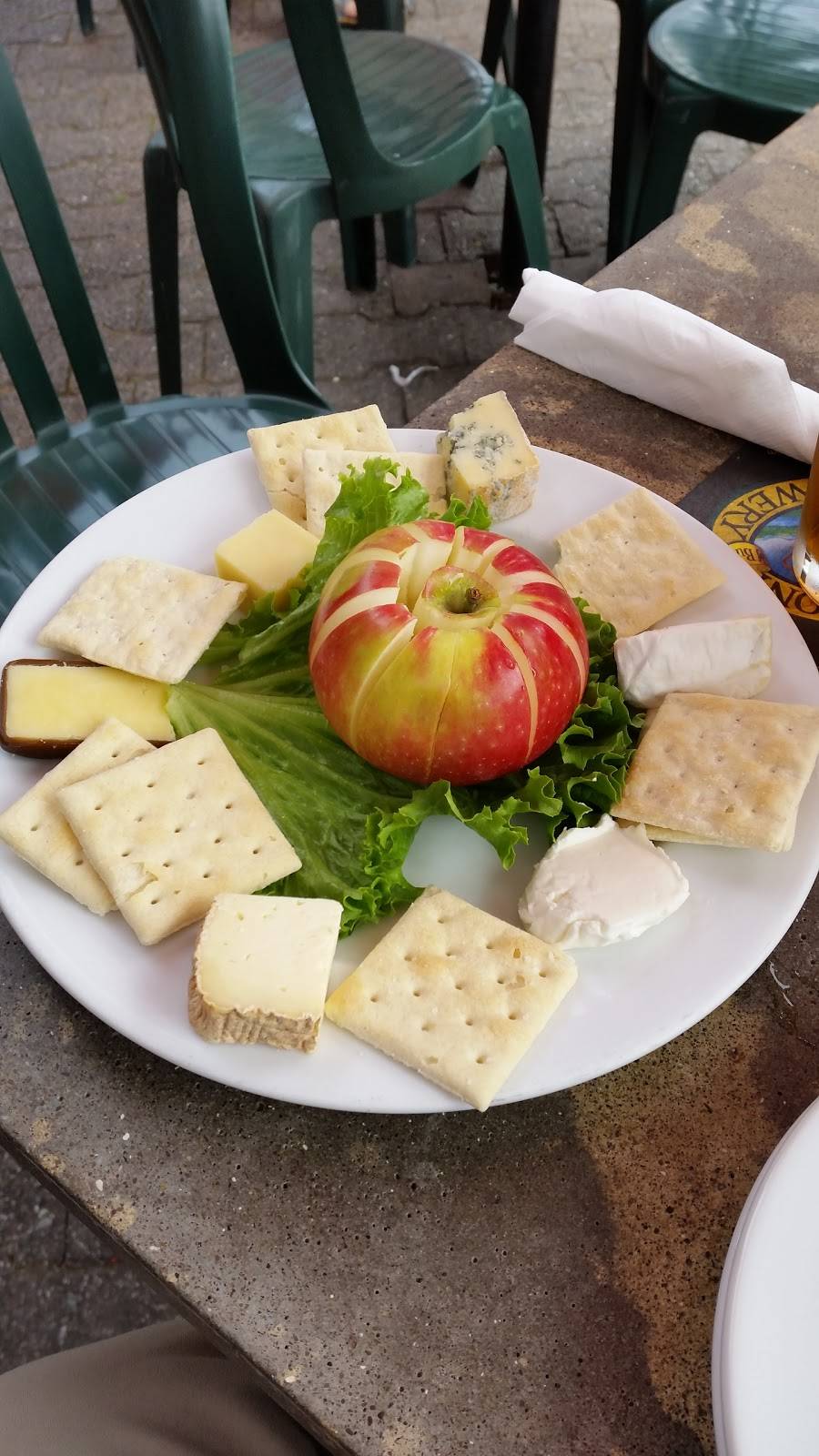 The Vermont Pub & Brewery | restaurant | 144 College St, Burlington, VT 05401, USA | 8028650500 OR +1 802-865-0500