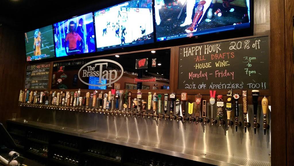 The Brass Tap | restaurant | 901 Houston St, Fort Worth, TX 76102, USA | 8178703838 OR +1 817-870-3838
