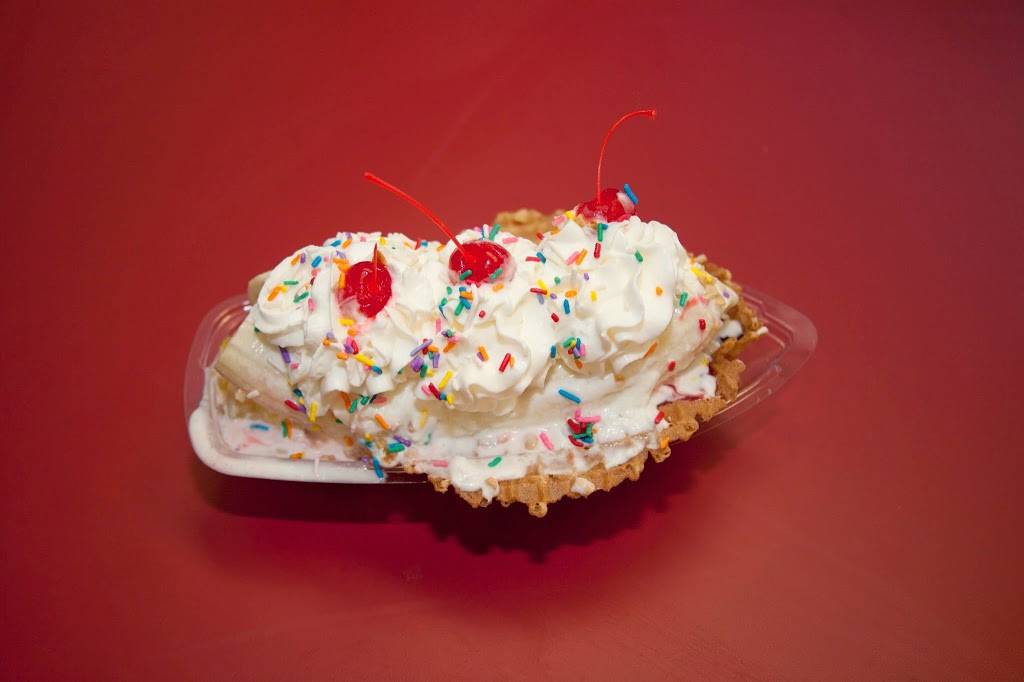 Big Olaf Creamery | restaurant | 8151 Lakewood Main St, Lakewood Ranch, FL 34202, USA | 9419070151 OR +1 941-907-0151