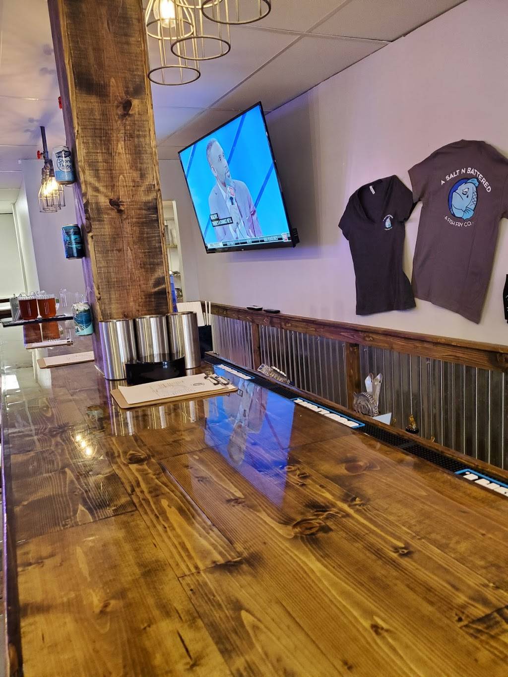 A Salt n Battered, a Fish Fry Co. | restaurant | 1303 Ashley River Rd, Charleston, SC 29407, USA | 8432253959 OR +1 843-225-3959