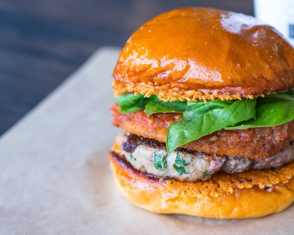 The Stand | restaurant | 5633 Alton Pkwy #200, Irvine, CA 92618, USA | 9492629090 OR +1 949-262-9090