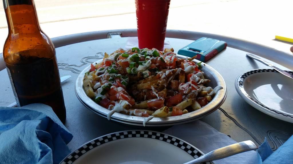 Grand Rapids Garage Bar & Grill | restaurant | 819 Ottawa Ave NW, Grand Rapids, MI 49503, USA | 6164540321 OR +1 616-454-0321