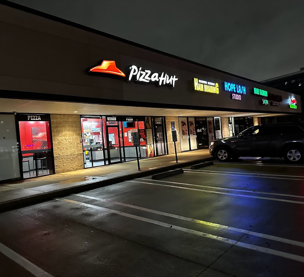 Pizza Hut Express | meal takeaway | 8825 Kirby Dr, Houston, TX 77054, USA | 3469983018 OR +1 346-998-3018