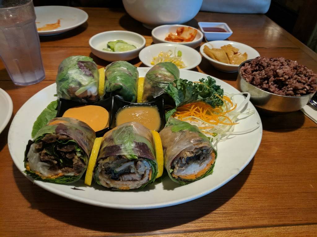 Ssambap Korean BBQ | restaurant | 2350 Nesconset Hwy, Stony Brook, NY 11790, USA | 6316756402 OR +1 631-675-6402