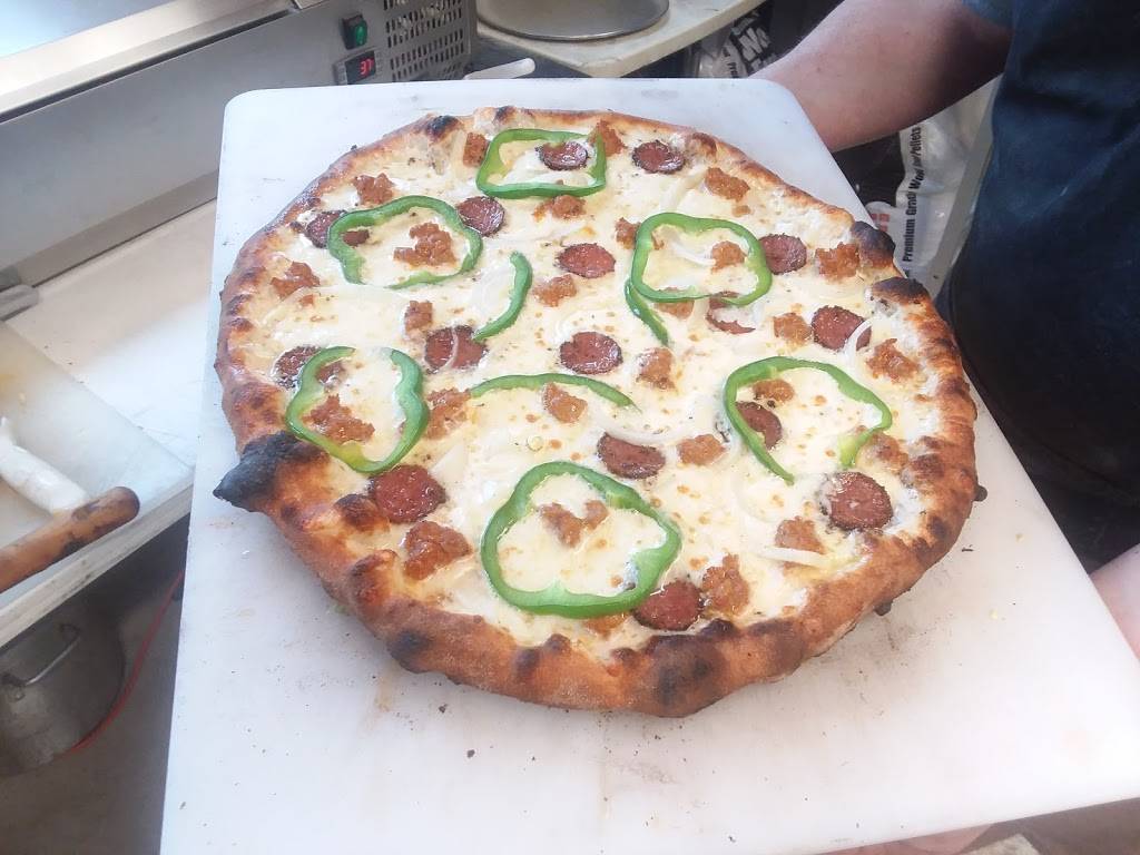 Lunch Box BBQ Cafe | restaurant | 417 4th St, Minburn, IA 50167, USA | 5156772030 OR +1 515-677-2030