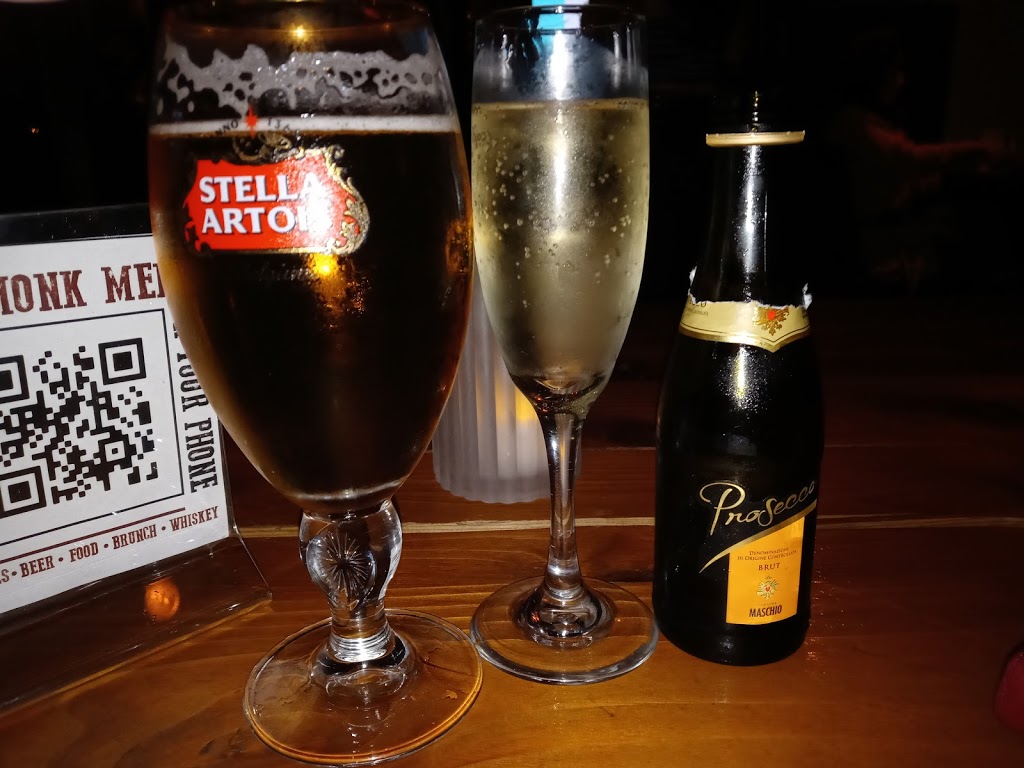 The Old Monk | restaurant | 2847 N Henderson Ave, Dallas, TX 75206, USA | 2148211880 OR +1 214-821-1880