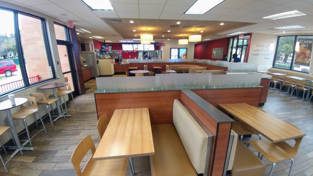 Wendys | restaurant | 1418 E Anderson Ln, Austin, TX 78752, USA | 5125961943 OR +1 512-596-1943