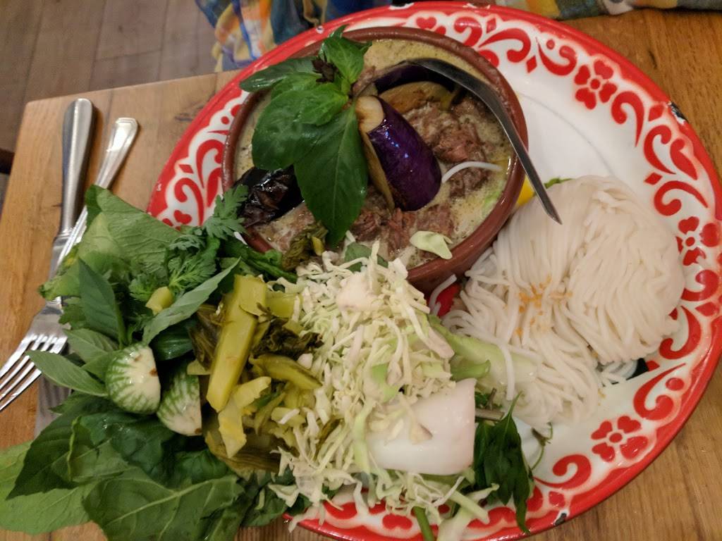 Daughter Thai Kitchen | restaurant | 6118 Medau Pl, Oakland, CA 94611, USA | 5108232354 OR +1 510-823-2354