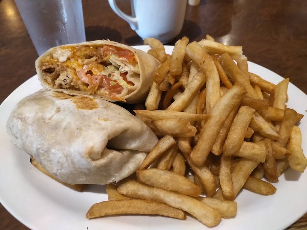 Fireside Deli & Family Restaurant | restaurant | 800 Ottawa St S, Kitchener, ON N2E 3M6, Canada | 5195811200 OR +1 519-581-1200