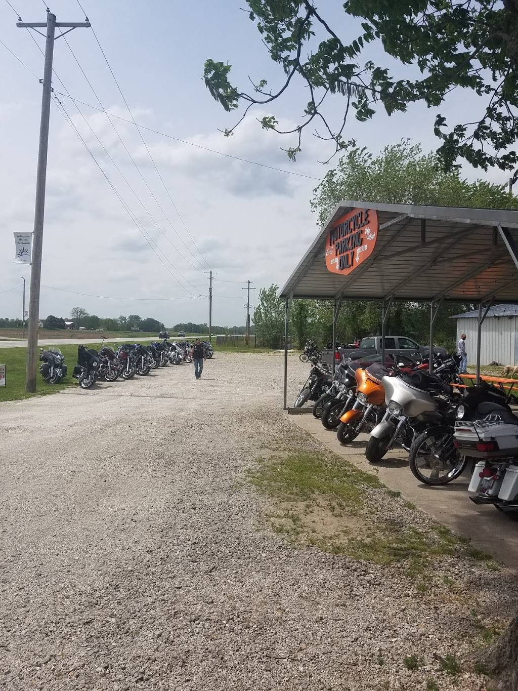 Coris Twin Gables | restaurant | 101 State Hwy 47, Marthasville, MO 63357, USA | 6364335048 OR +1 636-433-5048