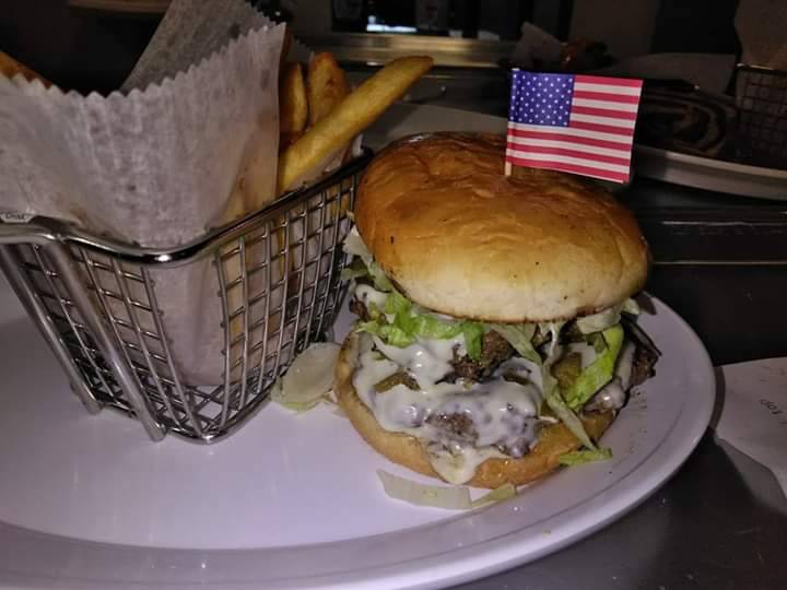 Deenos West Point Pizza Company Louisville | restaurant | 12807 Dixie Hwy, Louisville, KY 40272, USA | 5022639371 OR +1 502-263-9371