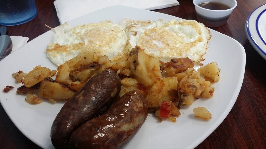 Plaza Diner | restaurant | 122 Main St, Oneonta, NY 13820, USA | 6074413393 OR +1 607-441-3393