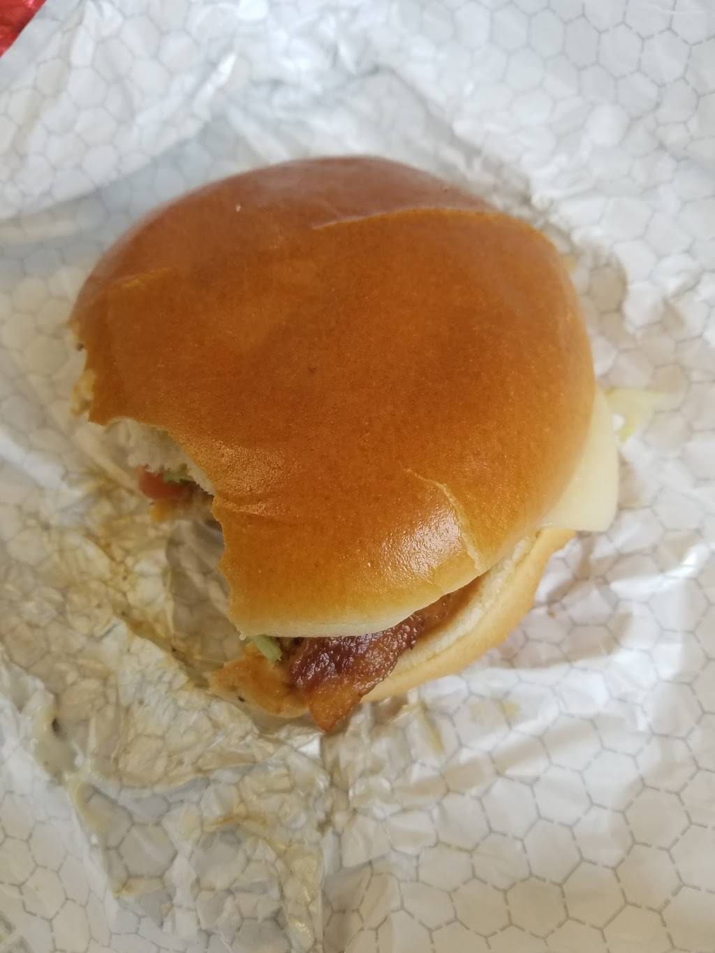 Wendys | restaurant | 128 Cedar St, Milford, MA 01757, USA | 5084785118 OR +1 508-478-5118