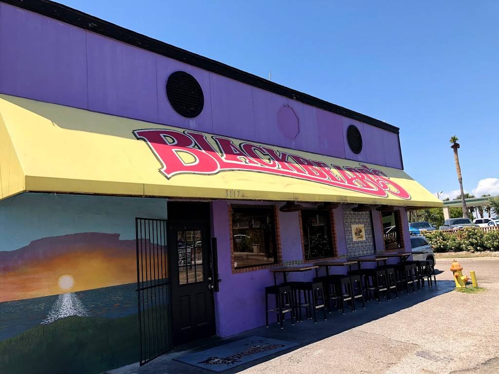 Blackbeards On the Beach | restaurant | 3117 Surfside Blvd, Corpus Christi, TX 78402, USA | 3618841030 OR +1 361-884-1030