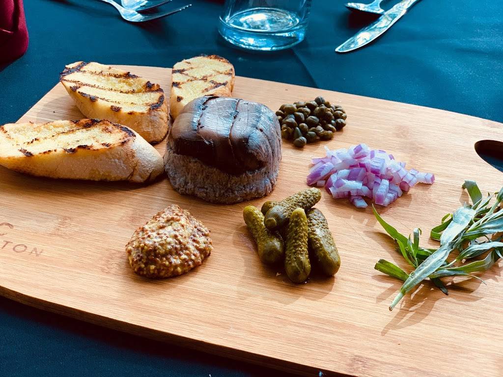 The Studio | restaurant | 20 Executive Park Rd, Hilton Head Island, SC 29928, USA | 8437856000 OR +1 843-785-6000