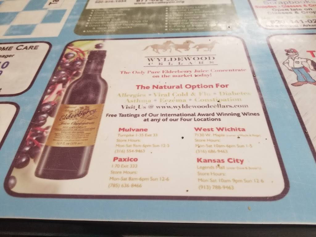 Bleus Family Dining | restaurant | 923 Main St, Winfield, KS 67156, USA | 6202212233 OR +1 620-221-2233