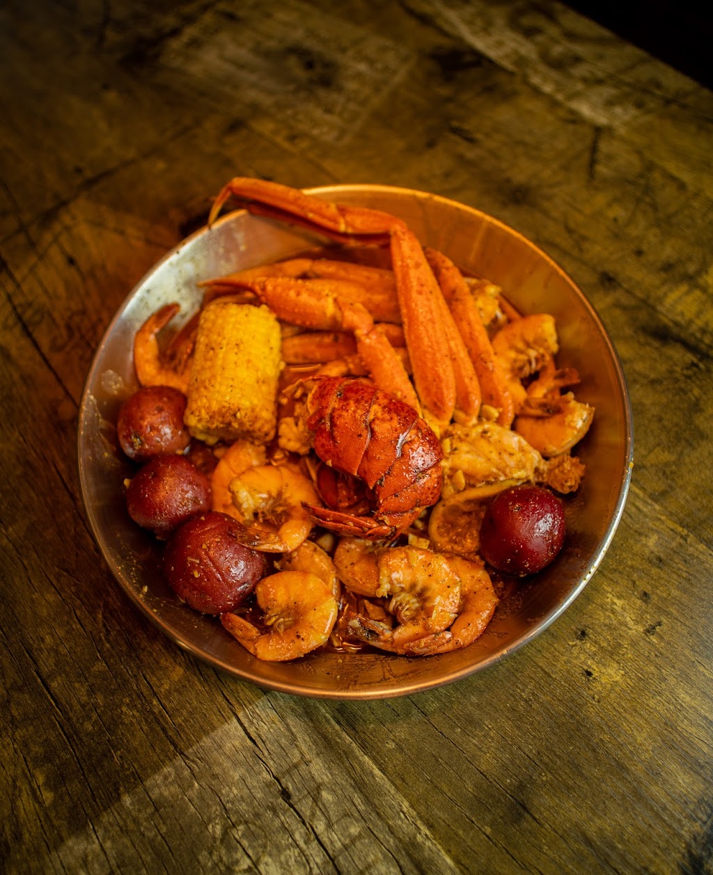 Crab Du Jour Whitehall Cajun Seafood & Bar | restaurant | 8140 S Tryon St, Charlotte, NC 28273, USA | 7048338888 OR +1 704-833-8888