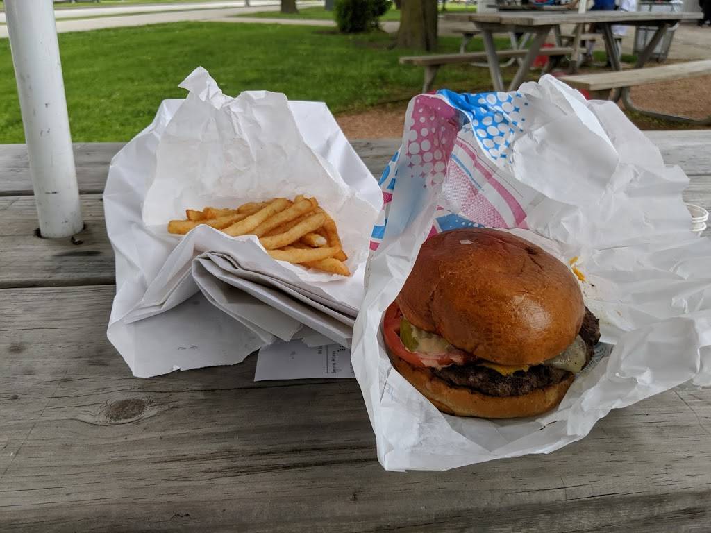 MooSas | restaurant | 2272 N Lincoln Memorial Dr, Milwaukee, WI 53202, USA | 4147274886 OR +1 414-727-4886