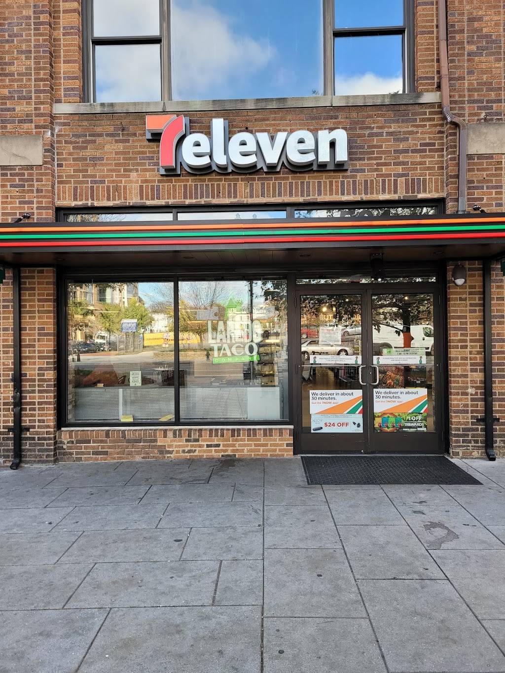 7-Eleven | bakery | 504 K St NW, Washington, DC 20001, USA | 2022977941 OR +1 202-297-7941