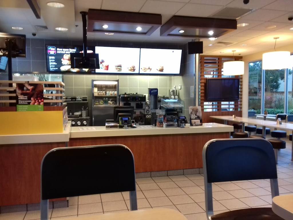 McDonalds | cafe | 4005 W Parker Rd, Plano, TX 75023, USA | 9729858499 OR +1 972-985-8499