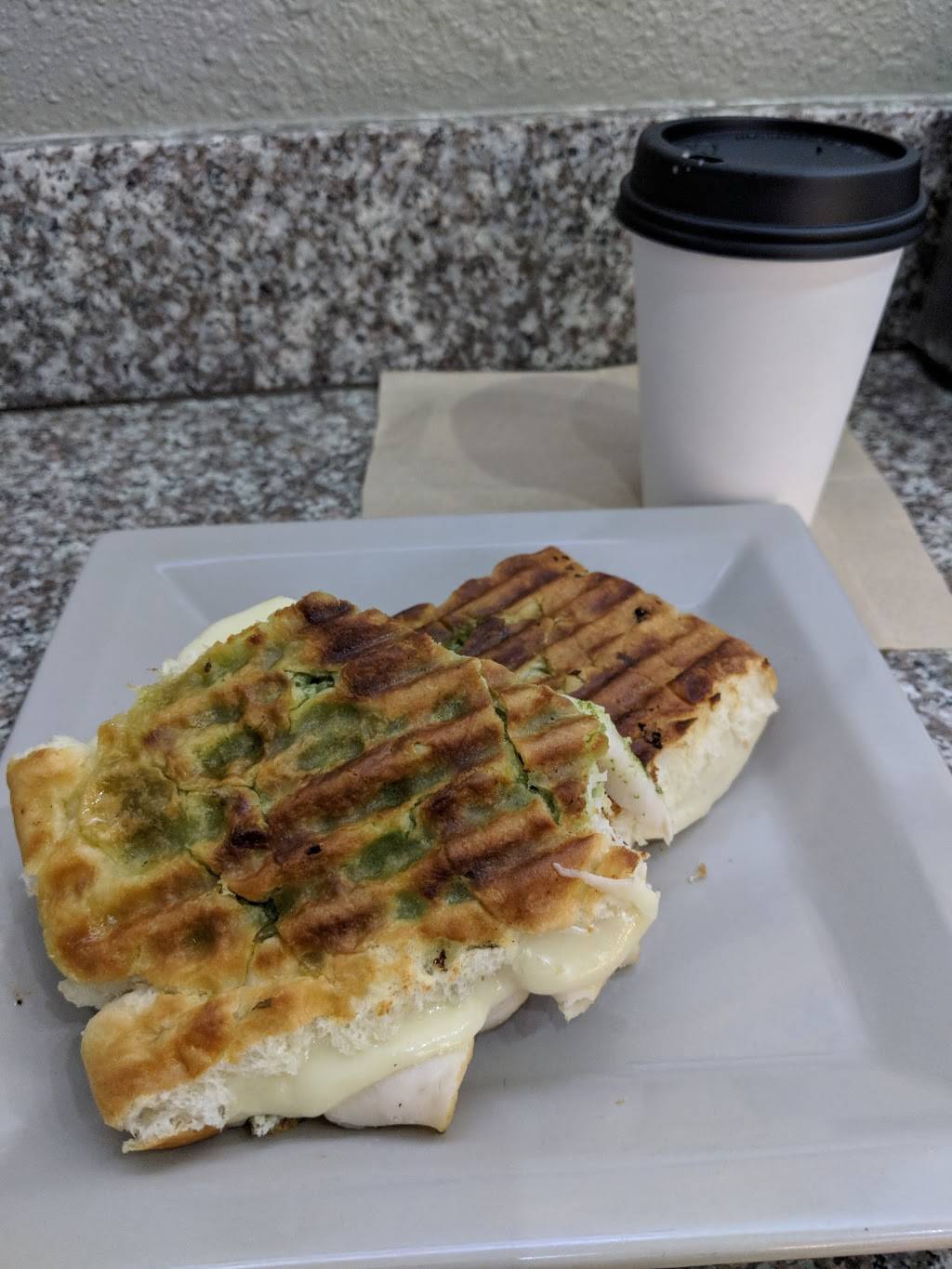 Perfect Pour Cafe | cafe | 188 Clarendon Rd, Pacifica, CA 94044, USA | 6503557687 OR +1 650-355-7687