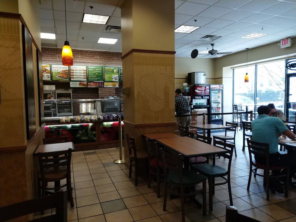Subway | restaurant | 216 N Harvey Ave, Oklahoma City, OK 73102, USA | 4052280066 OR +1 405-228-0066