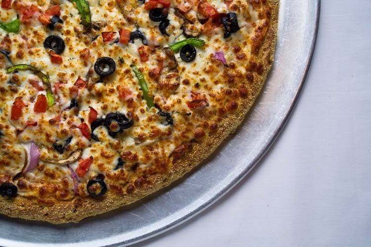 Hot Box Pizza | restaurant | 3147 Smith Valley Rd, Greenwood, IN 46142, USA | 3173003030 OR +1 317-300-3030