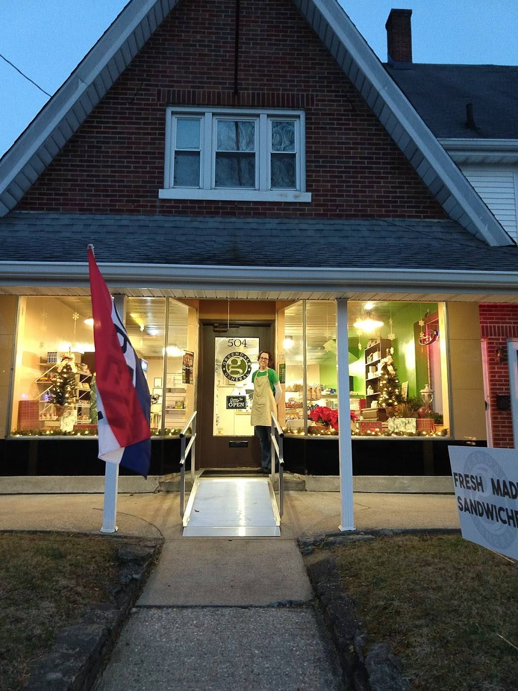 Greendale General | restaurant | 504 Nowlin Ave, Greendale, IN 47025, USA | 8122236084 OR +1 812-223-6084