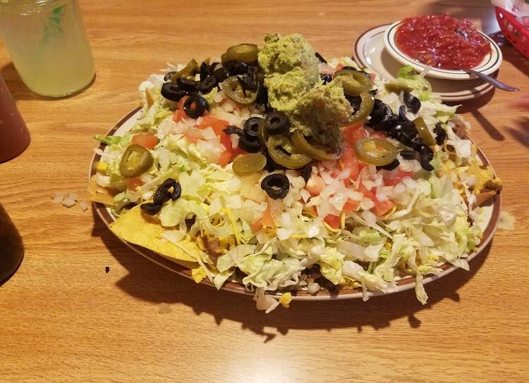 Jonesys Taco House | restaurant | 1117 16th Ave, Council Bluffs, IA 51501, USA | 7123228747 OR +1 712-322-8747
