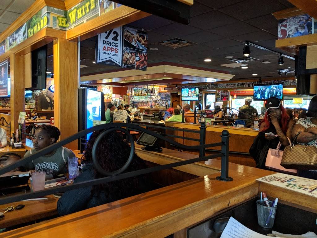 Applebees Grill + Bar | restaurant | 843 Lane Ave S, Jacksonville, FL 32205, USA | 9043785445 OR +1 904-378-5445