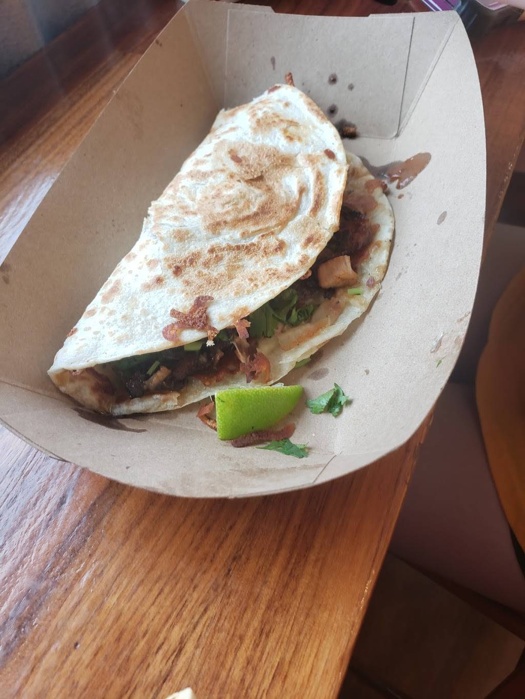 Taqueria Z | restaurant | 109 E Park St, Edwardsville, IL 62025, USA | 6183075018 OR +1 618-307-5018