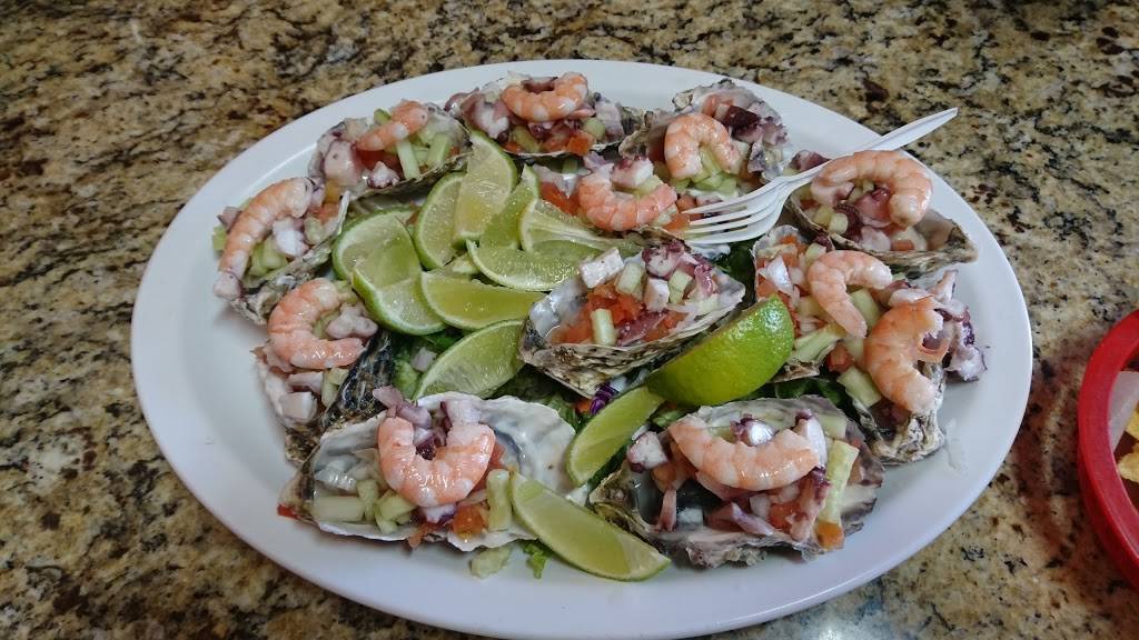 Mariscos El Nayarita | restaurant | 10624 Merritt St, Castroville, CA 95012, USA | 8316322430 OR +1 831-632-2430