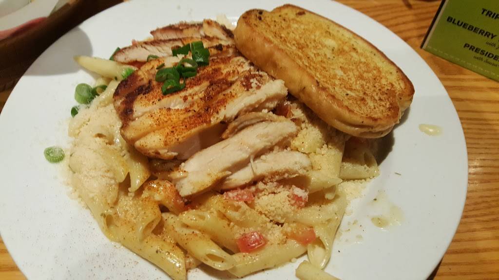 Chilis Grill & Bar | restaurant | 4252 Okeechobee Blvd, West Palm Beach, FL 33409, USA | 5616899118 OR +1 561-689-9118