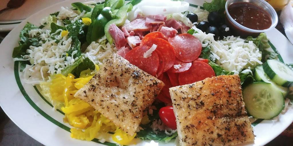 Zs Villa | restaurant | 42 Piquette Ave, Detroit, MI 48202, USA | 3138742680 OR +1 313-874-2680