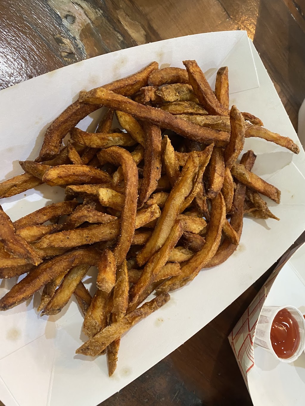 Kobe Club Burgers Seymour | restaurant | 37 Enterprise Dr, Seymour, MO 65746, USA | 4179352589 OR +1 417-935-2589