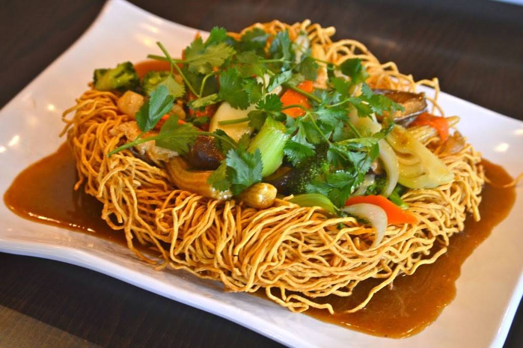 I Luv Pho | restaurant | 2059 Scenic Hwy N #117, Snellville, GA 30078, USA | 7705586906 OR +1 770-558-6906