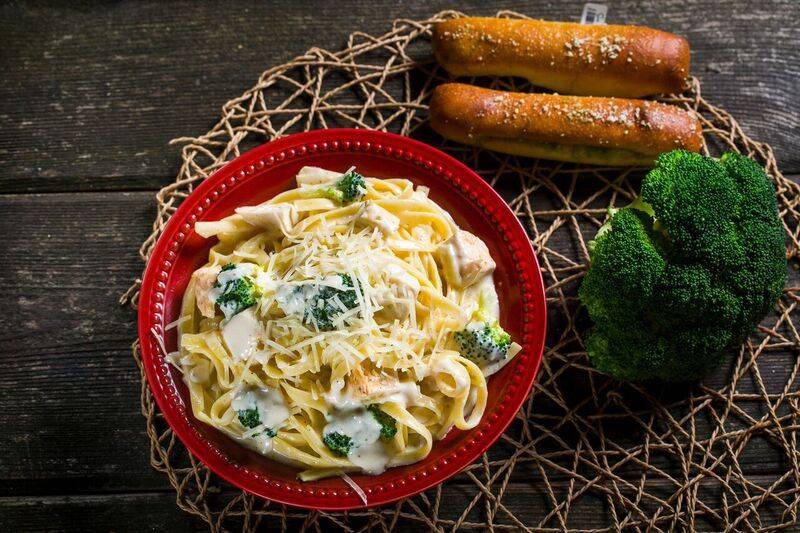 Pats Select Pizza | Grill | restaurant | 311 N Broad St, Middletown, DE 19709, USA | 3023784500 OR +1 302-378-4500