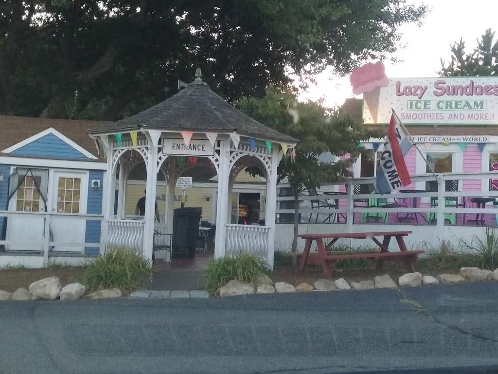 The Parrot Bar & Grill | restaurant | 1356 MA-28A, Bourne, MA 02532, USA | 5083563928 OR +1 508-356-3928