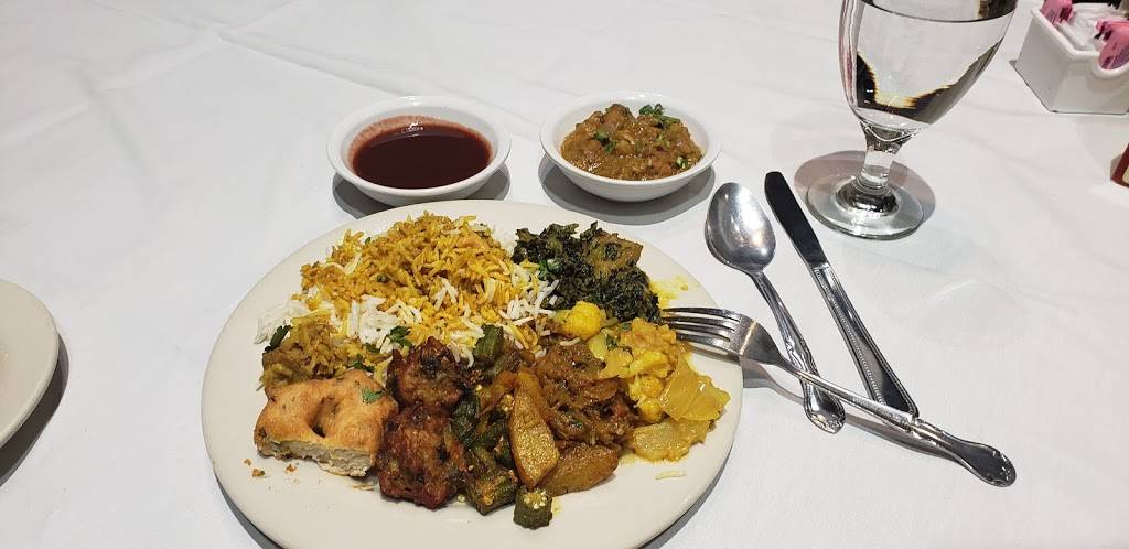 Mogul Indian Restaurant | restaurant | 1055 Bay Area Blvd, Houston, TX 77058, USA | 2814803097 OR +1 281-480-3097