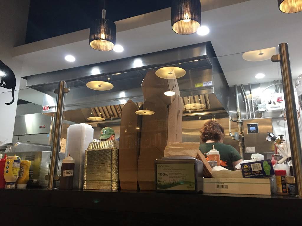 Mac & Chess | restaurant | 12486 SW 8th St, Miami, FL 33184, USA | 3055513475 OR +1 305-551-3475