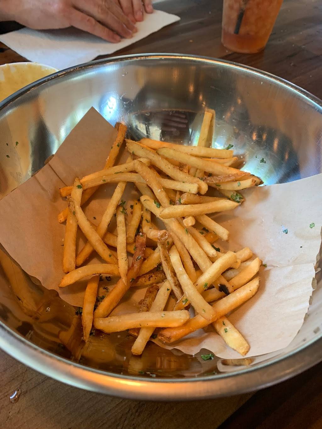 LilDoddy Burger Lab | restaurant | 4625 W William Cannon Dr #3, Austin, TX 78749, USA | 5125350300 OR +1 512-535-0300