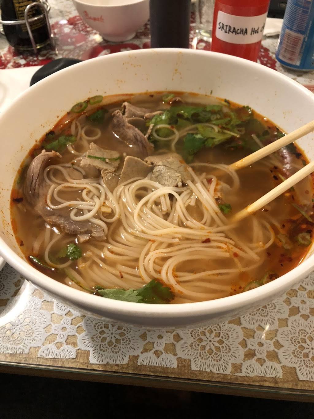 Les Restaurant | restaurant | 113 Colorado Ave, Ames, IA 50014, USA | 5152920002 OR +1 515-292-0002