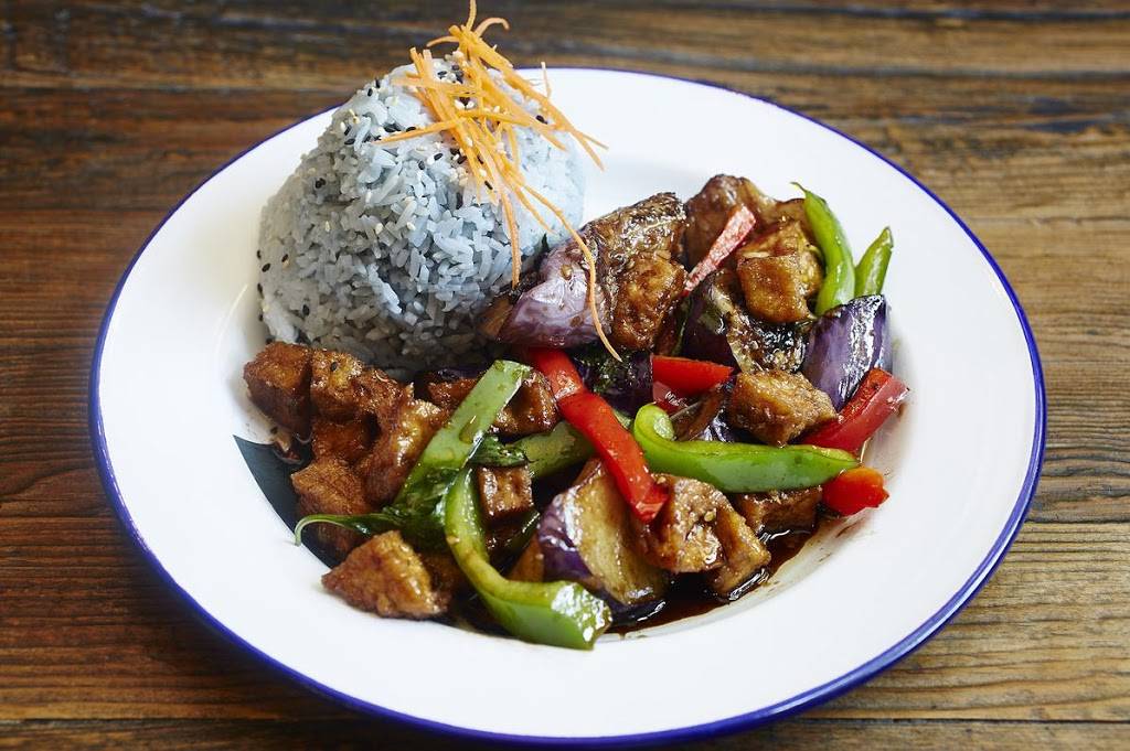 Farmhouse Kitchen Thai Cuisine | restaurant | 1165 Merrill St, Menlo Park, CA 94025, USA | 6506657935 OR +1 650-665-7935