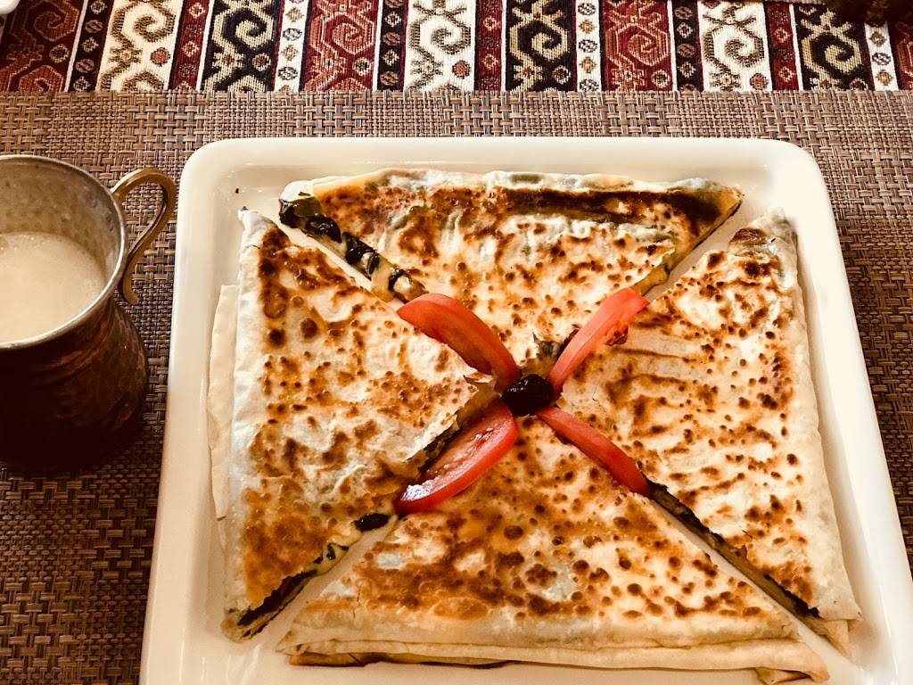 Anatolian Kitchen & Bakery | restaurant | 3151 N Broadway, Chicago, IL 60657, USA | 7736665111 OR +1 773-666-5111