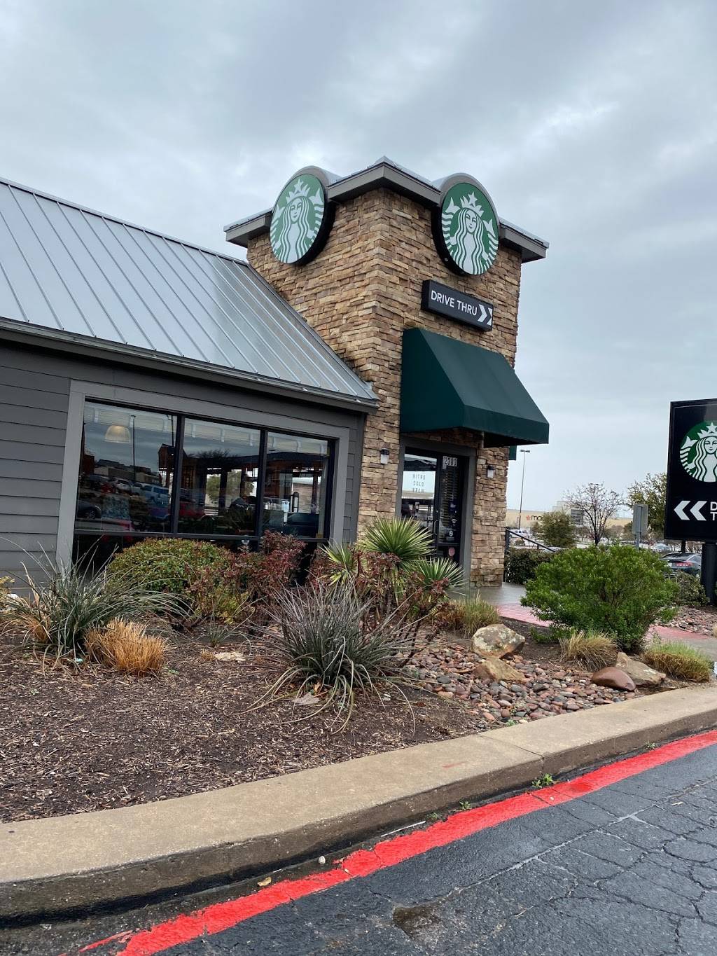 Starbucks | cafe | 2300 S Loop 288, Denton, TX 76205, USA | 9403820242 OR +1 940-382-0242