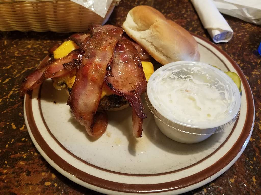 Brothers Three Bar & Grill | restaurant | 614 N Fair Oaks Ave, Madison, WI 53714, USA | 6082446818 OR +1 608-244-6818