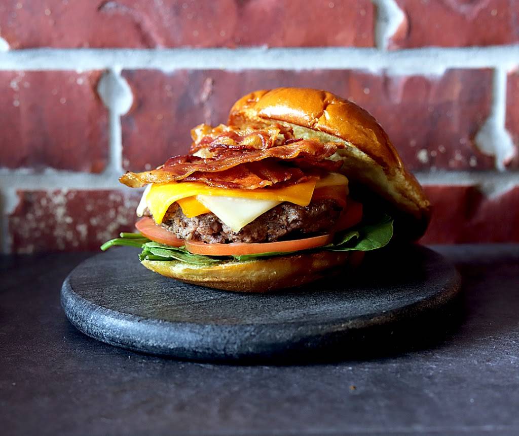 Brickhouse Burgers and Shakes | restaurant | 9090 Skillman St #174a, Dallas, TX 75243, USA | 2142210380 OR +1 214-221-0380