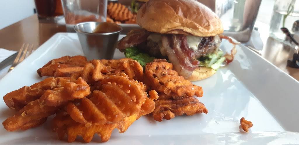 eat. Casual Scratch Kitchen | restaurant | 145 E Sunset Rd B 300, El Paso, TX 79922, USA | 9152495515 OR +1 915-249-5515