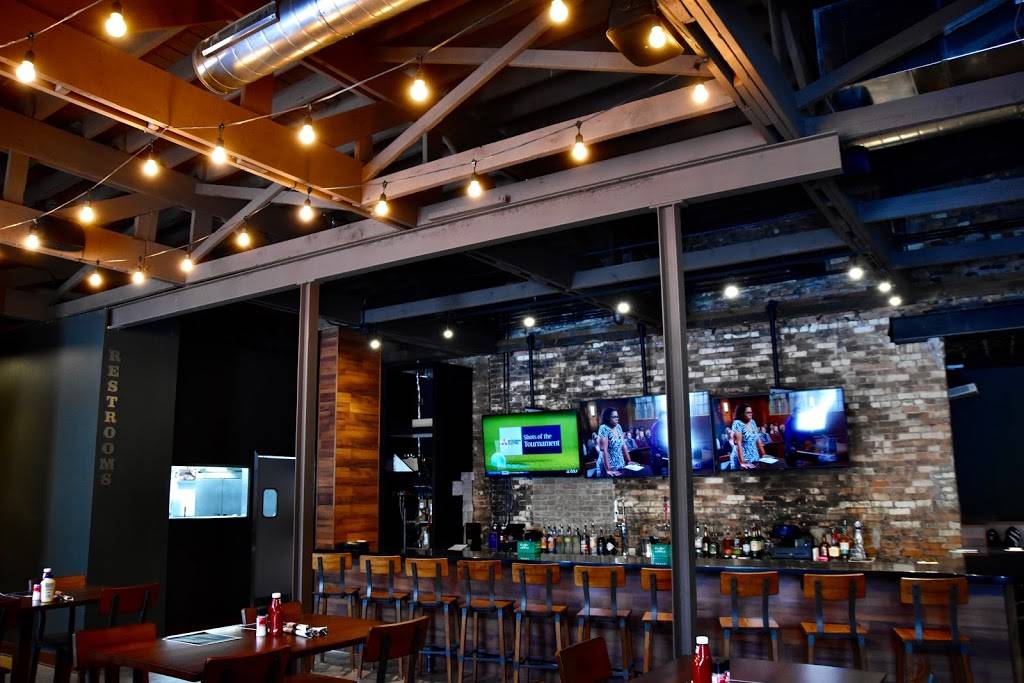 7 Iron Social | restaurant | 508 State St, Madison, WI 53703, USA | 6084676844 OR +1 608-467-6844