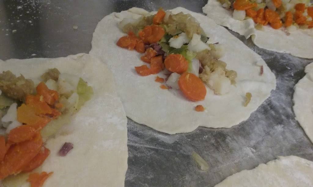 Wittes Pasties & BBQ | restaurant | 2321 US-10, Idlewild, MI 49642, USA | 2317454000 OR +1 231-745-4000